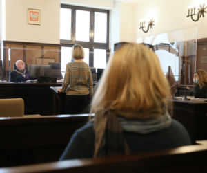 Wyleciałam przez okno autobusu. Kolejna rozprawa sądowa w sprawie Tomasza U.