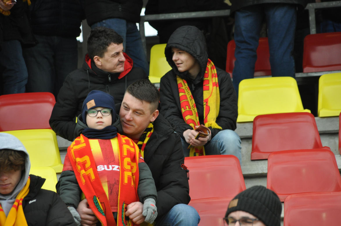 Korona Kielce - Pogoń Szczecin. Zobacz zdjęcia z trybun Suzuki Areny