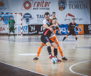 FC Toruń - Constract Lubawa 2:4, zdjęcia z zaległego meczu w Arenie Toruń