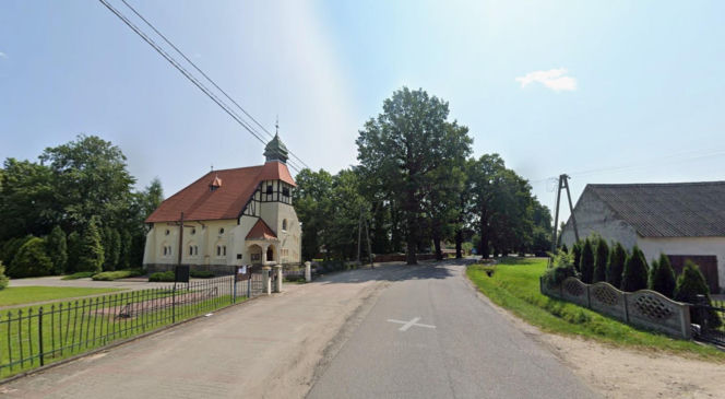 Najpiękniejsza wieś na Dolnym Śląsku wygląda jak kurort. Piaszczysta plaża to hit!