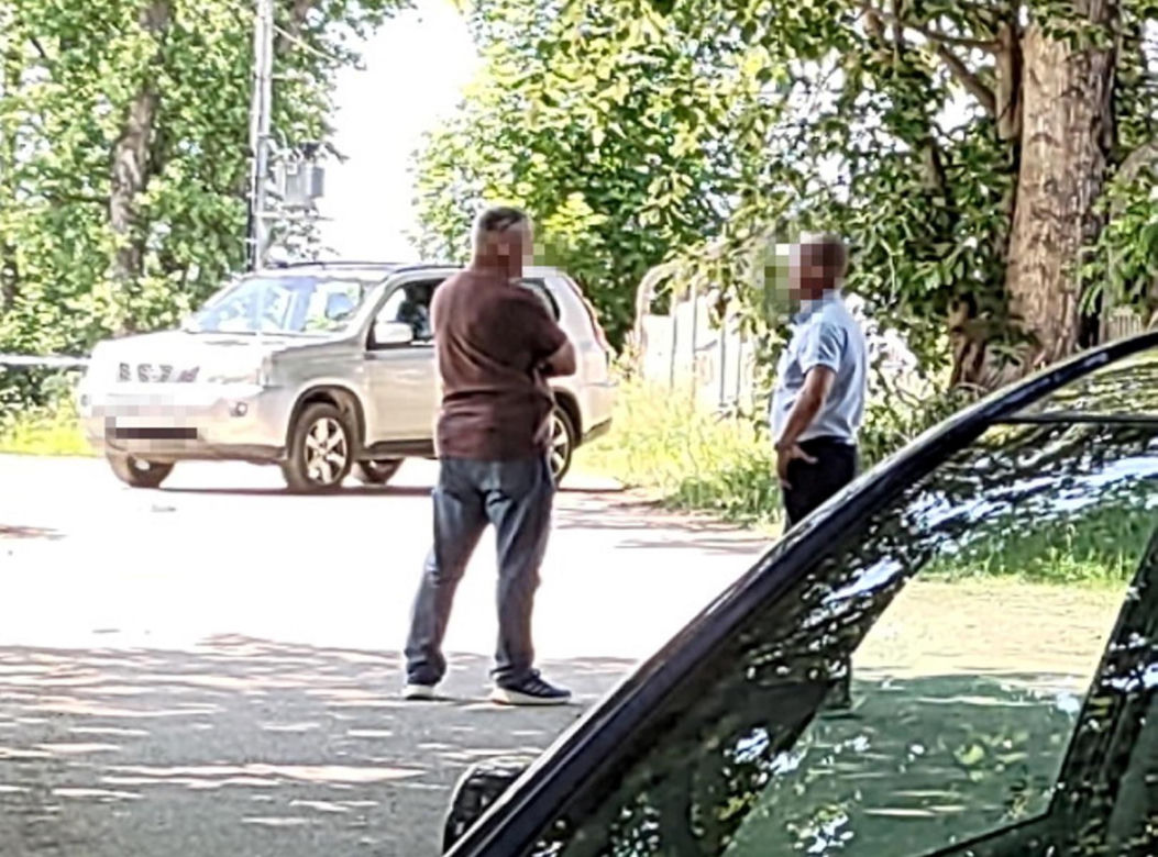 Kobieta zastrzelona na parkingu przy szkole. Znaleziono też ciało jej męża