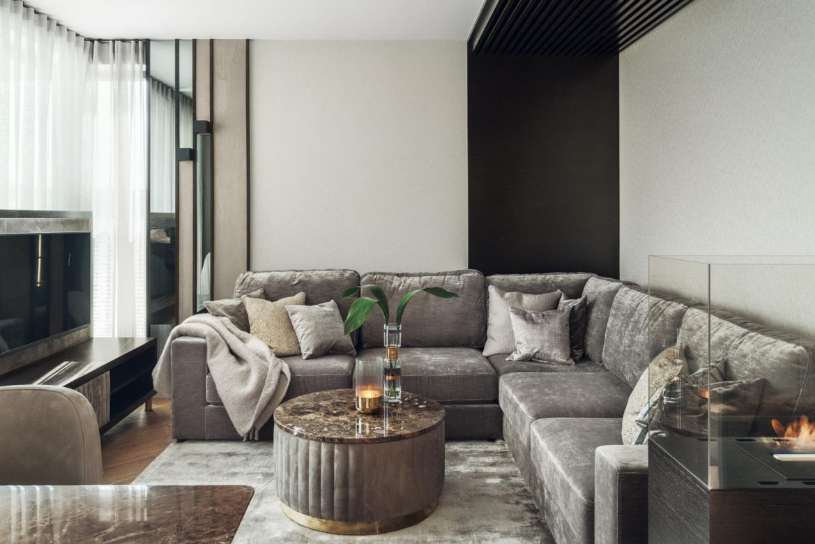 Styl modern classic we wnętrzu. Dyskretny luksus z widokiem na morze