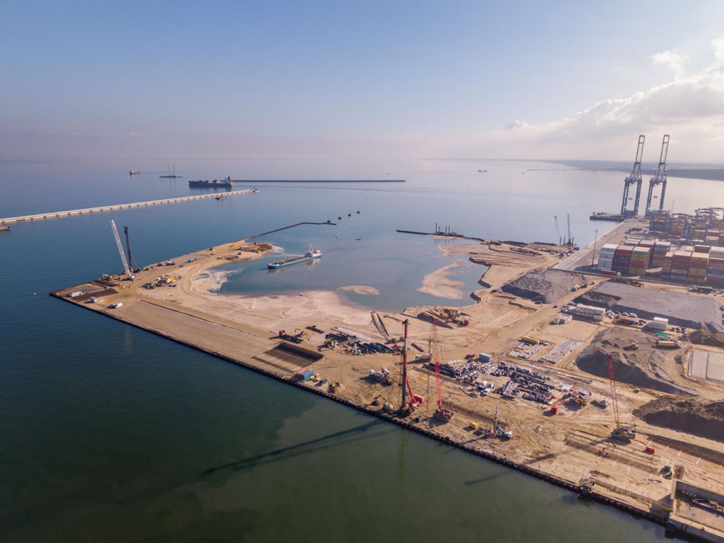 Budowa terminalu T5 Baltic Hub