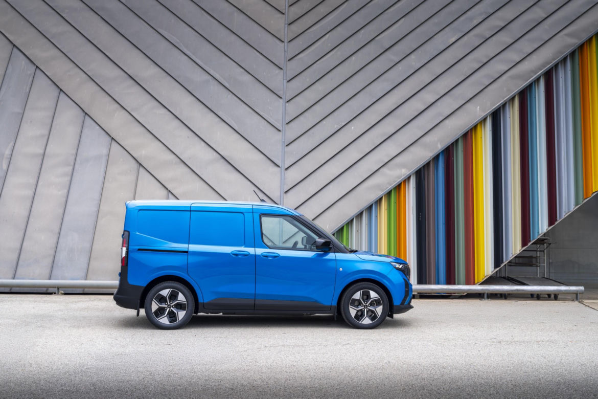 E-Transit Courier