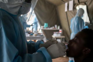 Ebola uderza z niespotykaną siłą. WHO ostrzega przed ukrytą skalą epidemii