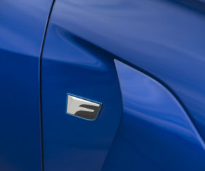 Lexus RC F Carbon 5.0 V8 464 KM 