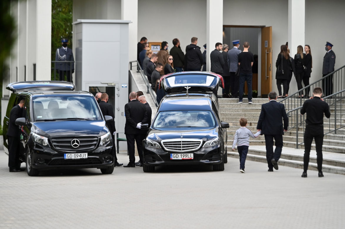 Pogrzeb policjanta, który zginął w wyniku wypadku w Gdyni
