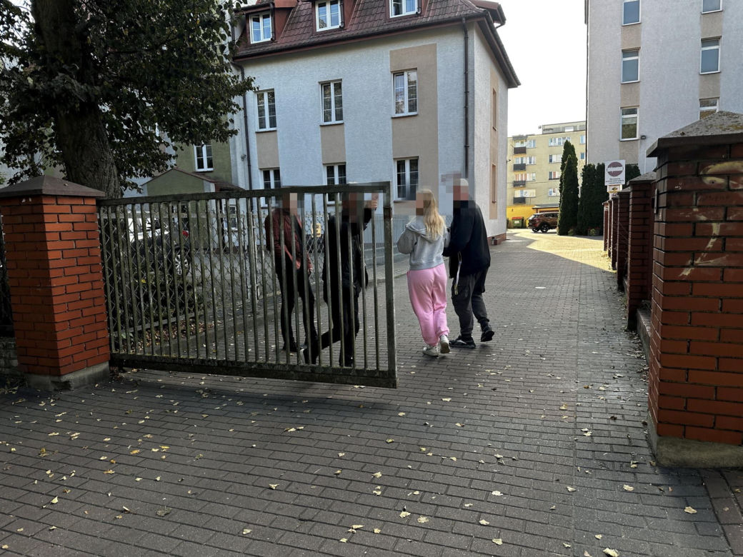Jakub miał dziś urodziny. Chwycił nóż i zaczął atakować. "Był cichy, nie rzucał się w  oczy"