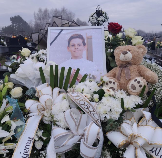 Tak wygląda grób 11-letniego Nikodema Mareckiego dwa dni po pogrzebie