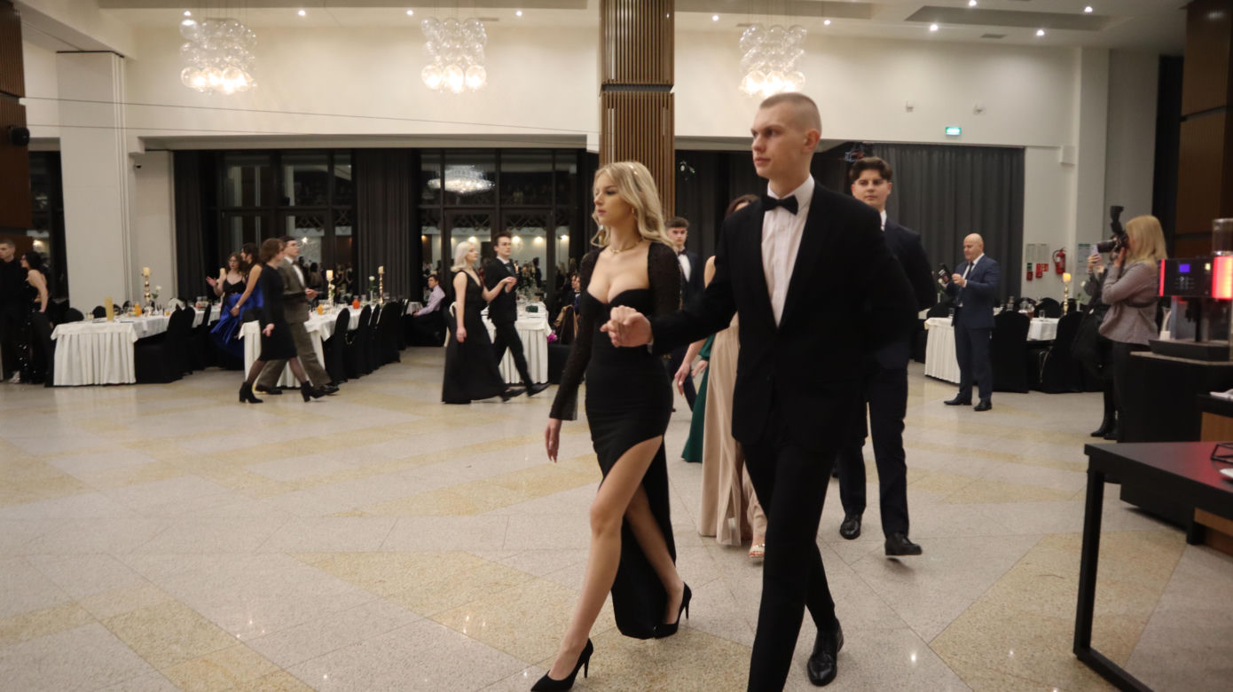 studniówka staszic