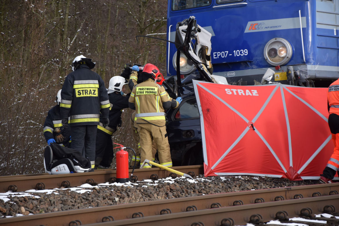 Tragedia na torach w Troszynie