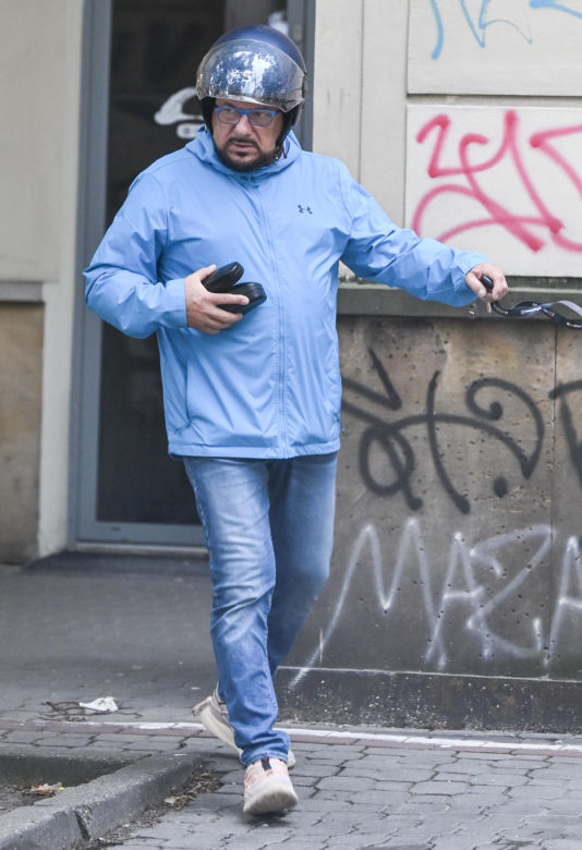Szaleńczy rajd Piotra Gąsowskiego po okulary