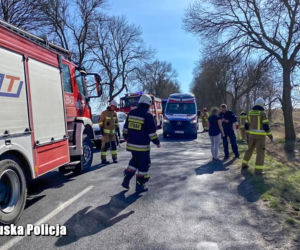 Poważny wypadek z udziałem motocyklisty w okolicach Sławy 