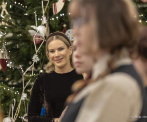 W Pałacu Prezydenckim już święta. Marta Nawrocka z rodziną ubierała choinkę