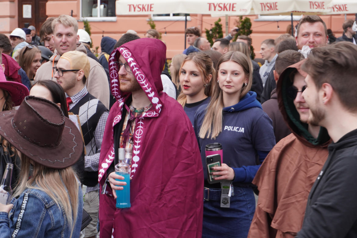 Rzeszowskie Juwenalia rozpoczęte. Barwny korowód przeszedł przez miasto 