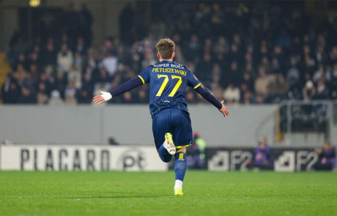 Debiut Oskara Pietuszewskiego