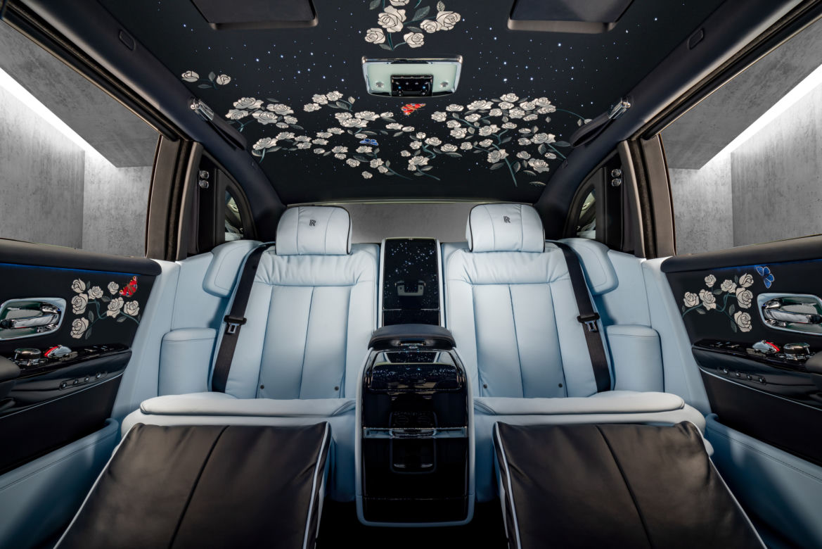 Różany Rolls-Royce Phantom