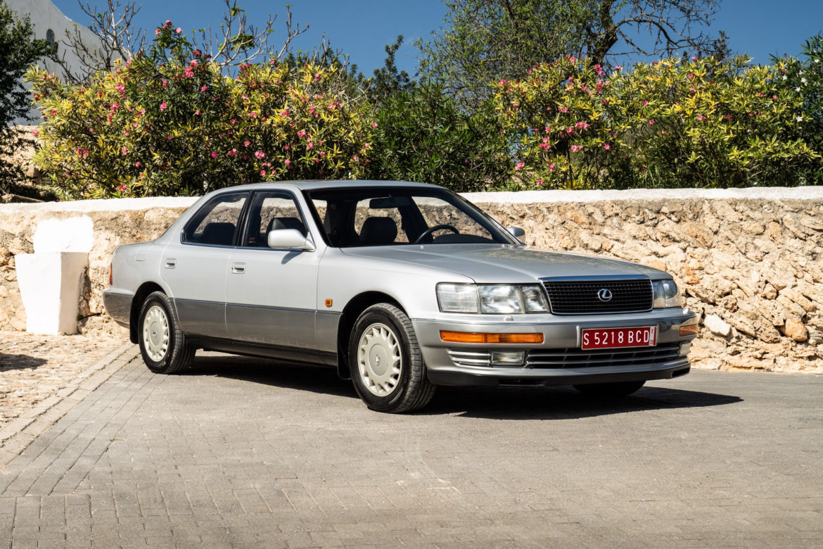 Lexus LS pierwsza generacja