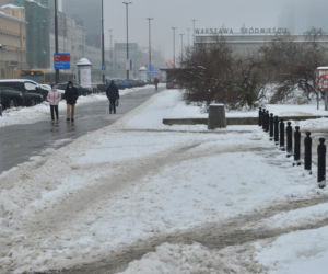 Potężna śnieżyca zasypała Warszawę