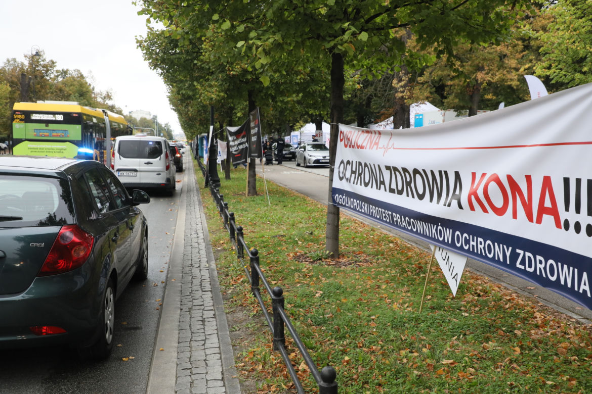 Samobójstwo w białym miasteczku