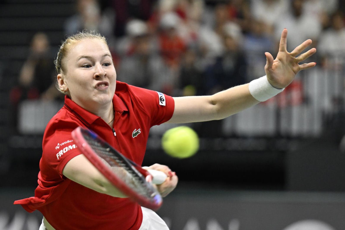 Iga Świątek - Celine Naef w turnieju BJK Cup
