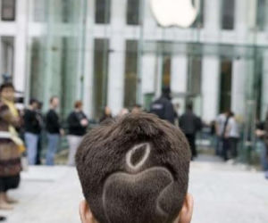 Moda na Apple - tatuaże, biżuteria, ubrania inspirowane Apple