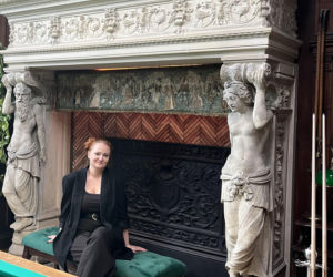 Co naprawdę dzieje się w zamku Zdrajców? Mamy zdjęcia zza kulis hitu TVN!