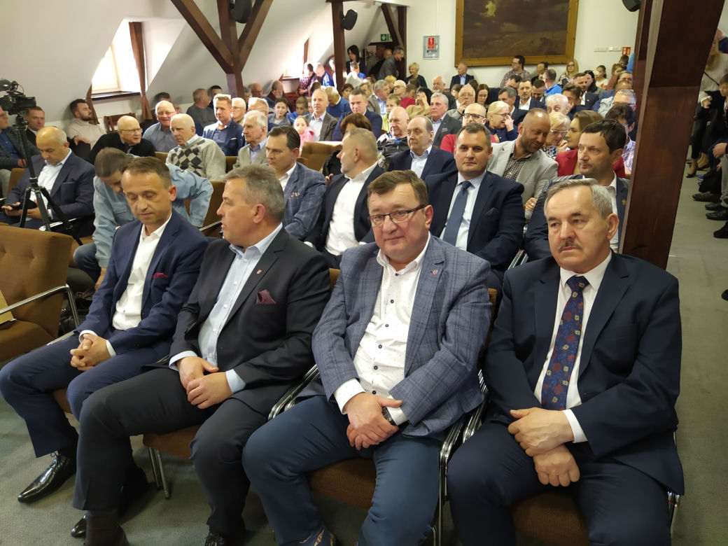 Zdjęcia z otwarcia wystawy o historii piłki nożnej w siedleckim Muzeum Regionalnym