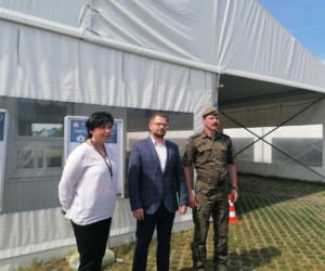 Punkt wymazów drive thru na Dębowej kończy swoją prace