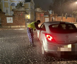 Po alkoholu za kółkiem. Trzeźwy poranek na gostyńskich drogach [ZDJĘCIA]