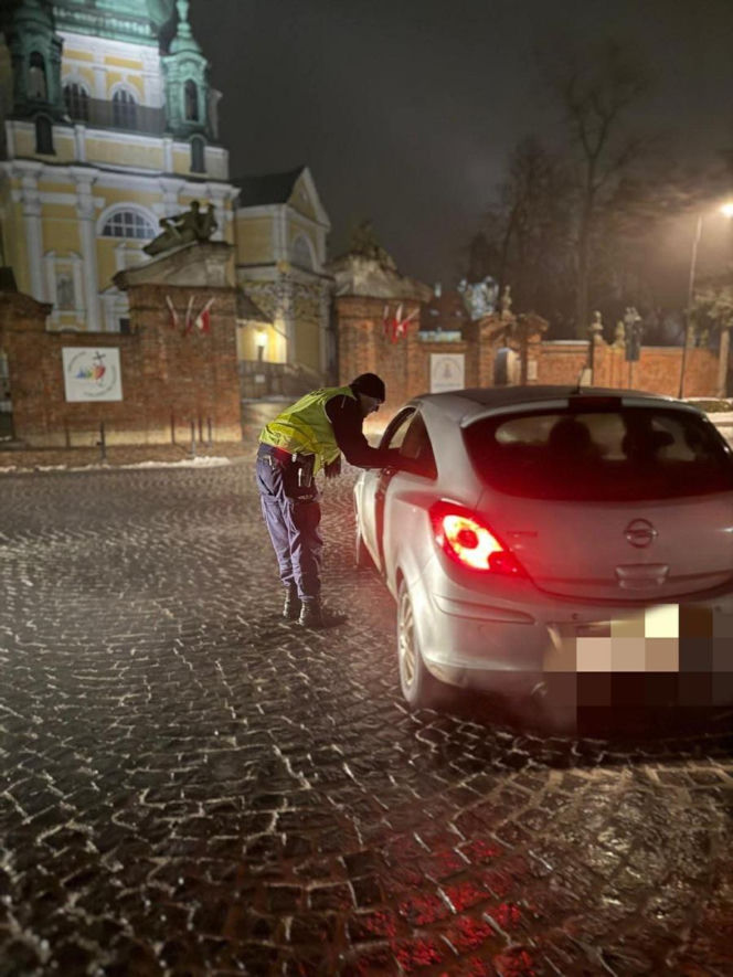 Po alkoholu za kółkiem. "Trzeźwy poranek" na gostyńskich drogach [ZDJĘCIA]