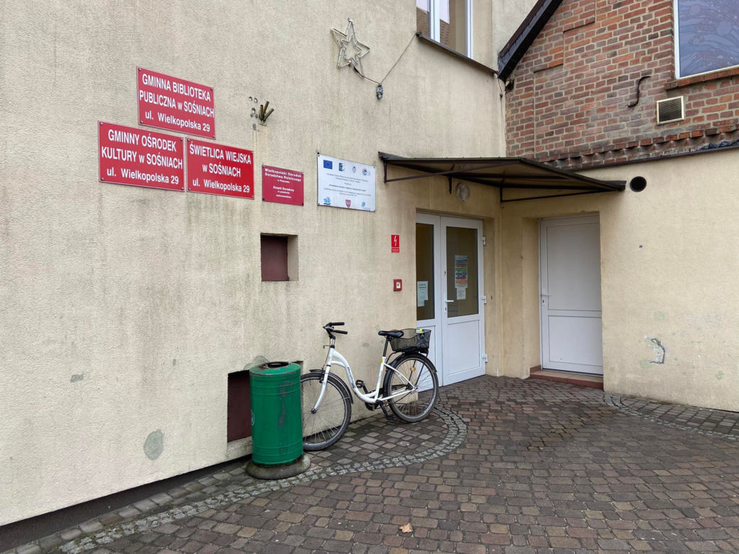 Nazwał koleżankę "su**". W ruch poszły noże. Kulisy krwawej jatki pod Ostrowem