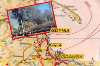 Wielki pożar w Gdyni. Z ogniem walczy około 30 zastępów PSP