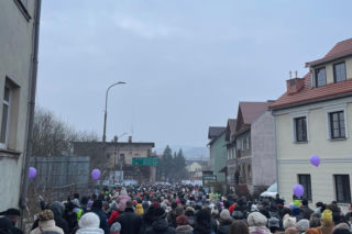 Marsz ciszy w Jeleniej Górze