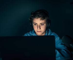 Efekt Proteusa. Gdy wirtualna postać realnie zmienia zachowanie nastolatka