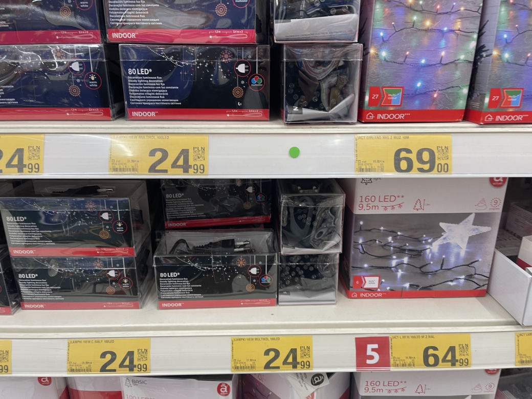 Ceny ozdób świątecznych w Krakowie. Ile trzeba za nie zapłacić?