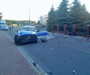 Pościg w Sieradzu. Uciekinier staranował radiowóz