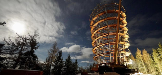 Najwyższa darmowa wieża widokowa w Polsce. Ma 38 metrów i widoki jak z bajki