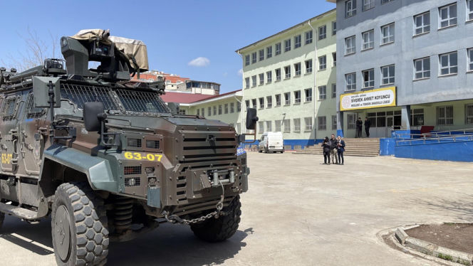 Turcja/ Władze: co najmniej cztery osoby nie żyją, 20 rannych w strzelaninie w szkole.