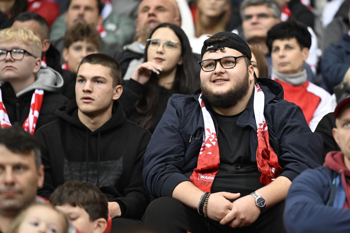 Tłumy kibiców na PGE Narodowym w Warszawie. Polska-Bośnia [ZDJĘCIA]