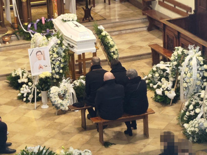 Pogrzeb 11-letniego aktora. Nikodem Marecki spoczął w białej trumnie. Żegnały go tłumy