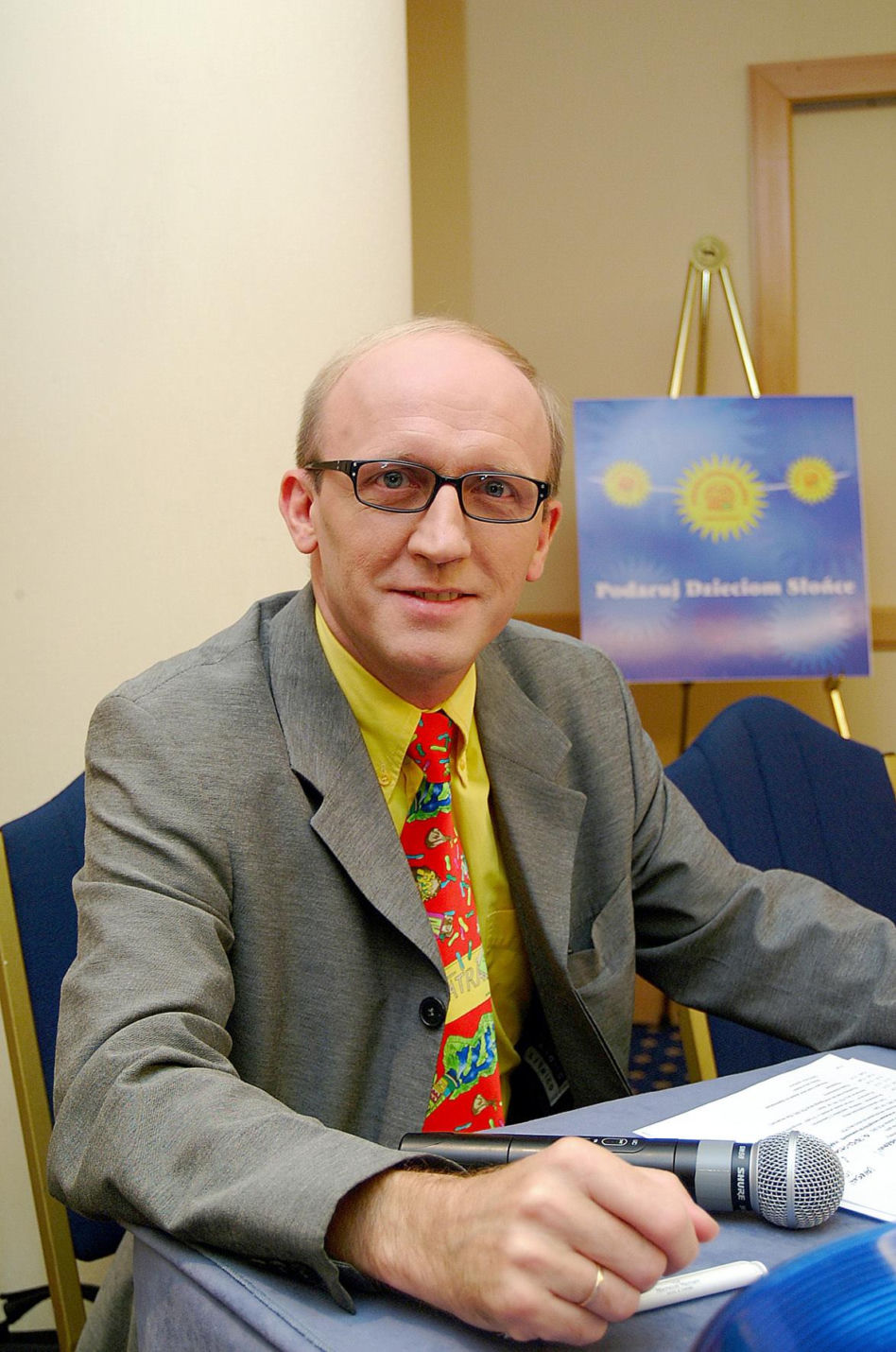 Artur Barciś kiedyś i dziś. Tak przez lata zmieniał się niezapomniany Norek z "Miodowych lat"
