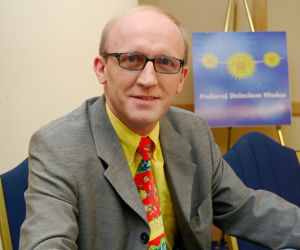 Artur Barciś kiedyś i dziś. Tak przez lata zmieniał się niezapomniany Norek z Miodowych lat