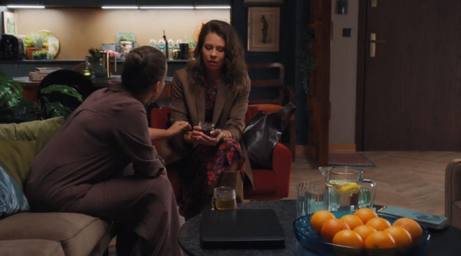 M jak miłość odc. 1917. Magda (Anna Mucha), Paulina Lipska (Maria Wieczorek)