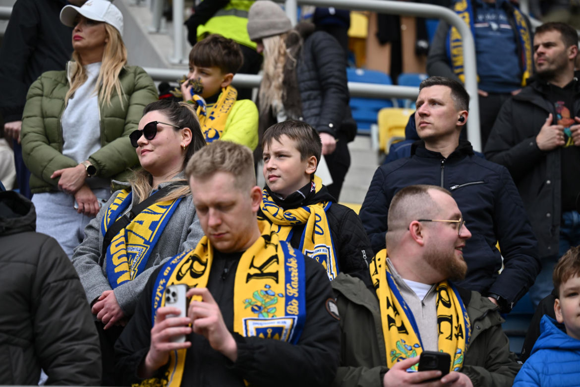 Arka Gdynia - Widzew Łódź: Zdjęcia kibiców i zawodników z meczu 25. kolejki PKO BP Ekstraklasy