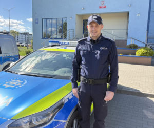 Dzielnicowy z Siedlec Jakub Kot uratował życie 68-latka z Żelkowa‑Kolonii 