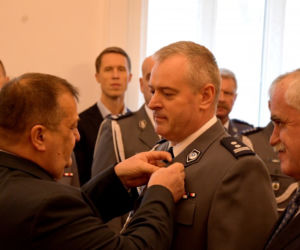 Białystok. Od 30 lat są związani z policją. Zobacz kto został wyróżniony