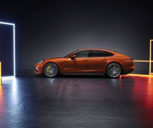 (2020) Porsche Panamera po liftingu 