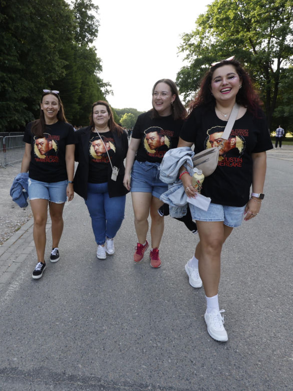 Warszawa. Justin Timberlake na PGE Narodowym. Morze ludzi na koncercie [ZDJĘCIA]