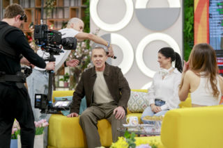 Kurzajewski ogolił się na łyso w Halo tu Polsat